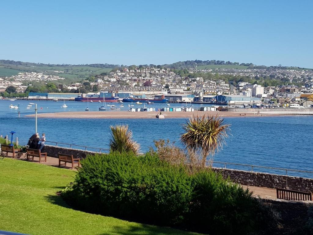 Caldon Holiday Chalet Sleeps 4 In Dartmouth Wifi Electric Inc Pet Friendly Exterior photo